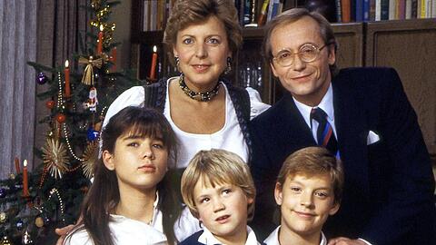 Pünktlich zum Start der Weihnachtszeit gibt es bei ARD Plus ein "Lindenstraße"-Weihnachtsspecial zum Streamen.