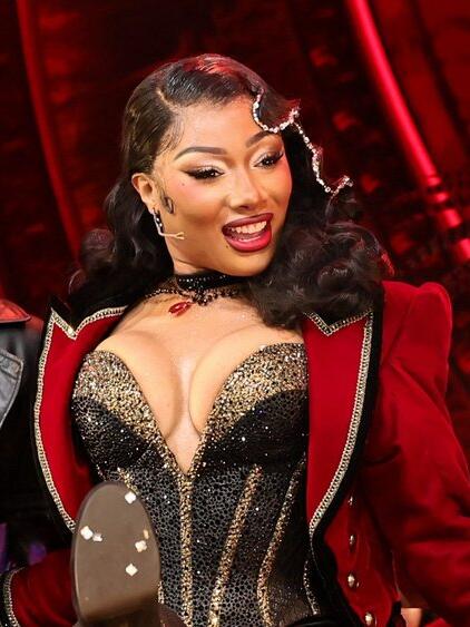 Megan Thee Stallion (m.) in "Moulin Rouge! The Musical".