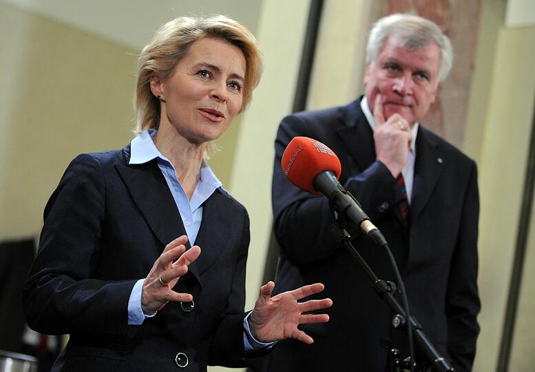 Rentenstreit in der Union: CSU-Chef Horst Seehofer und Bundesarbeitsministerin Ursula von der Leyen.