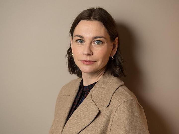 Christiane Paul stellt die Netflix-Serie "Zeit der Geheimnisse" in Berlin vor.