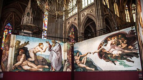 So waren Michelangelos Sixtinische Kapellen-Fresken in Wien in der Votiv Kirche zu sehen. In München sind sie in der Alten Staatsbank.