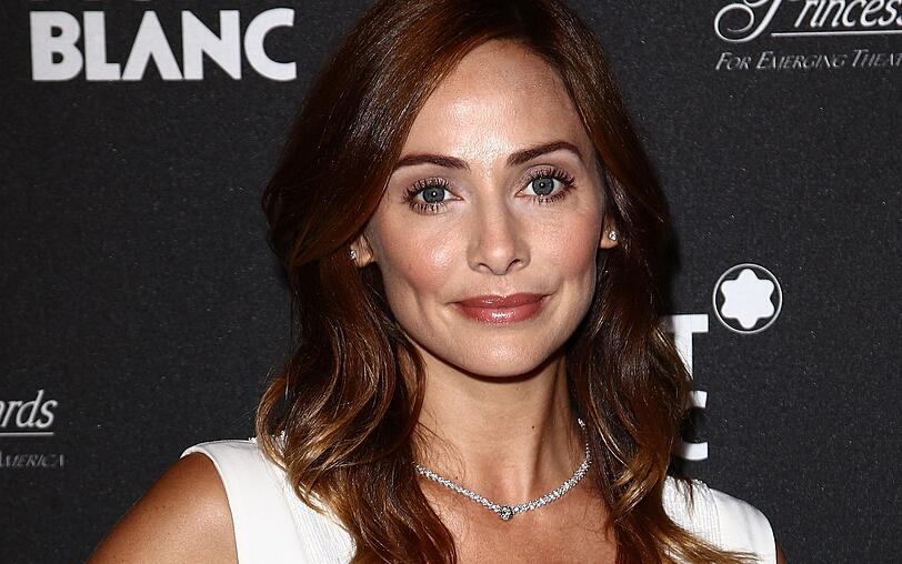 Nach dem Flop ihres Albums "Come To Life" 2009 zog sich Imbruglia für eine Weile aus dem Musikgeschäft zurück und wirkte in einigen Filmen als Schauspielerin mit. Nach dem Flop ihres Albums "Come To Life" 2009 zog sich Imbruglia für eine Weile aus dem Musikgeschäft zurück und wirkte in einigen Filmen als Schauspielerin mit.