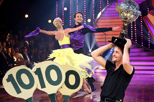 Alexander Klaws hat sich die Tanzkrone der RTL-Show "Let's Dance" geschnappt! Sehen Sie hier die besten Bilder der Finalsendung!