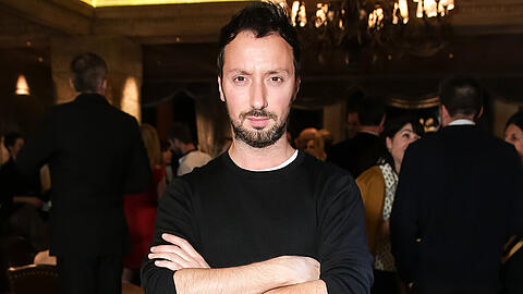 Anthony Vaccarello arbeitete bereits für Donatella Versace