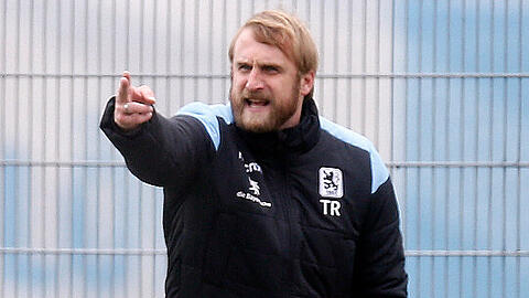 Training statt Ingolstadt-Spiel: 1860-Trainer Daniel Bierofka.