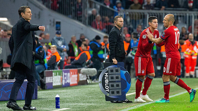 JAMES, NOTE 4: Ersetzte nach 62 Minuten Robben, rückte auf den rechten Flügel. Viel Kleinklein, eher Pässchen als Pässe, vergab dann nach schönem Doppelpass mit Gnabry völlig frei das 2:1 (77.). Holte immerhin einige Bälle in Zweikämpfen.