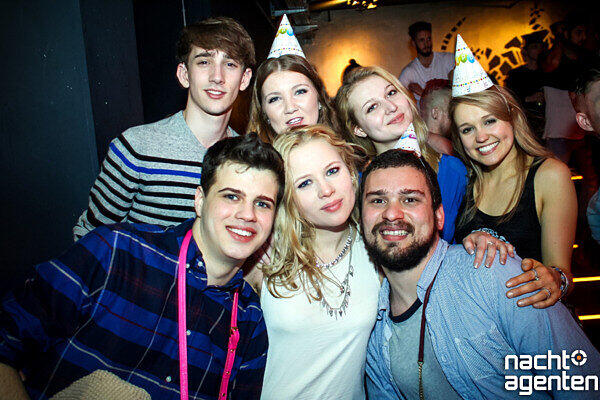 Die besten Partybilder vom Samstag. Hier aus dem Gecko Club.