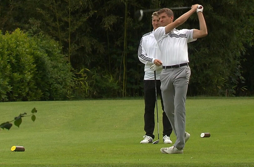 Wollten auf dem Golfplatz den Kopf frei bekommen: Bastian Schweinsteiger und Thomas Müller.