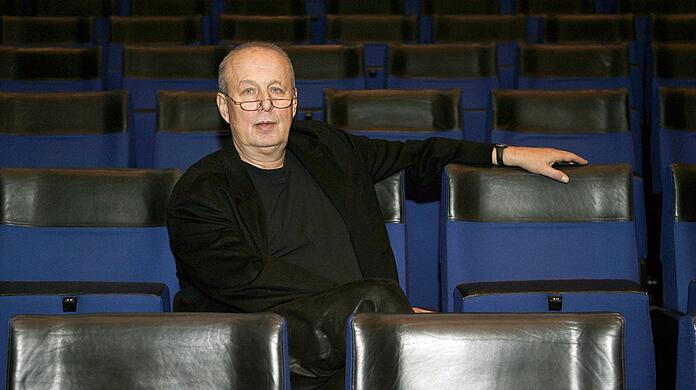 Der Dirigent Stefan Soltész († 73).