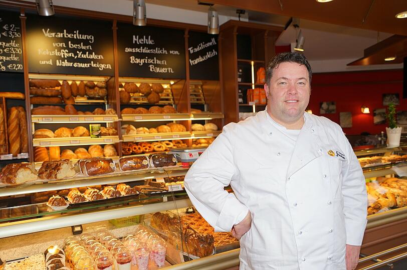 Bilder von der Wiedereröffnung nach 18 Jahren der Familienbäckerei Stadler.