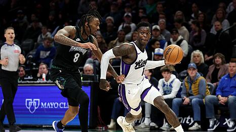 Dennis Schr&ouml;der (r) erzielte 17 Punkte f&uuml;r die Kings, zum Sieg in Minnesota reichte es aber nicht.