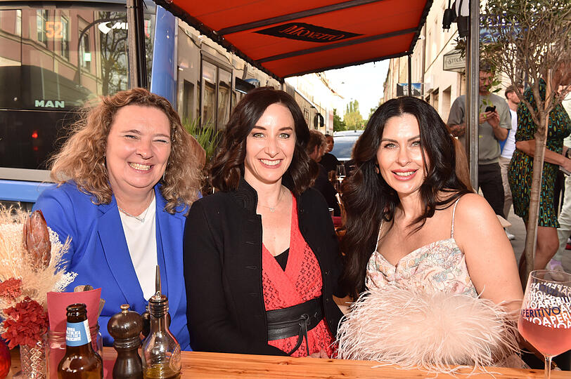 CSU-Politikerin Kerstin Schreyer, (v.l.)  Trachten-Designerin Mariele Litzlfelder und Fashion-Expertin Jeannette Graf.
