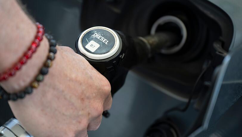 Bei Diesel sieht das Ifo eine deutliche L&uuml;cke in der Weitergabe des Tankrabatts. (Symbolbild)