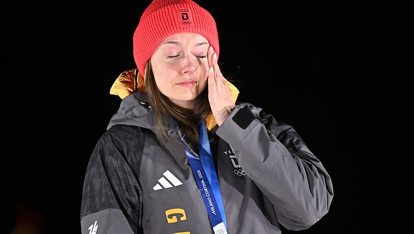 Bei der Siegerehrung k&auml;mpfte Laura Nolte mit Tr&auml;nen der Entt&auml;uschung.