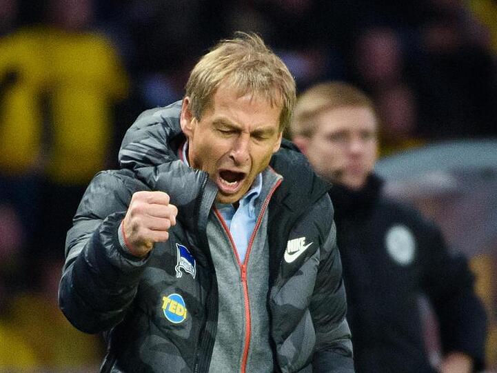 Kehrt nach der Niederlage gegen Borussia Dortmund den "positiven Flow" seines Teams heraus: Herthas neuer Trainer Jürgen Klinsmann.