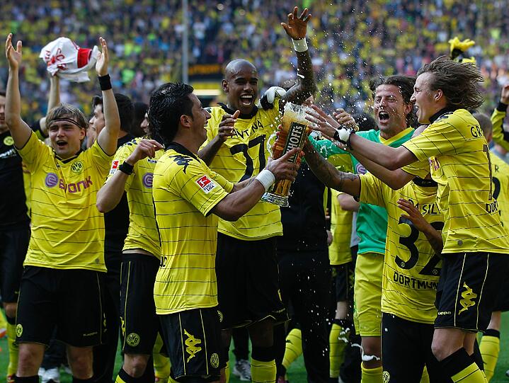 Dortmund und seine junge Truppe feiert: Der BVB ist Deutscher Meister!