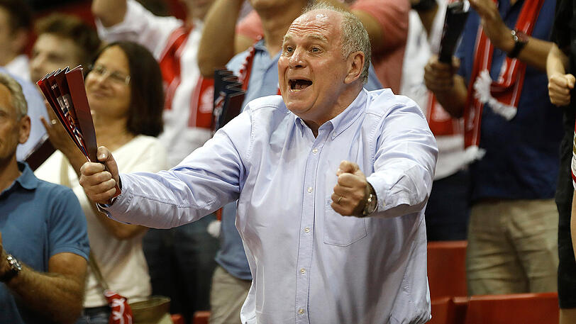 Uli Hoeneß: "Playoff-Basketball ist ein anderer als der während der Saison: Jede Niederlage kann das Aus bedeuten. Dementsprechend hektisch und aggressiv wird von allen Seiten gespielt. Das tut dem Unterhaltungswert extrem gut."