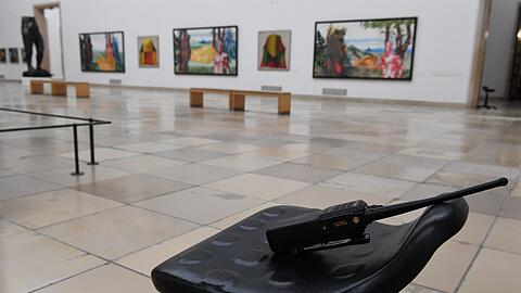 Die weitläufigen Räume des Hauses der Kunst erweisen sich nun in der Coronakrise als Vorteil.