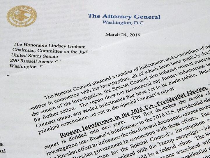 Eine Kopie des Schreibens von US-Justizminister Barr, mit dem er den Kongress über die wichtigsten Schlussfolgerungen von Sonderermittler Mueller informiert hat.