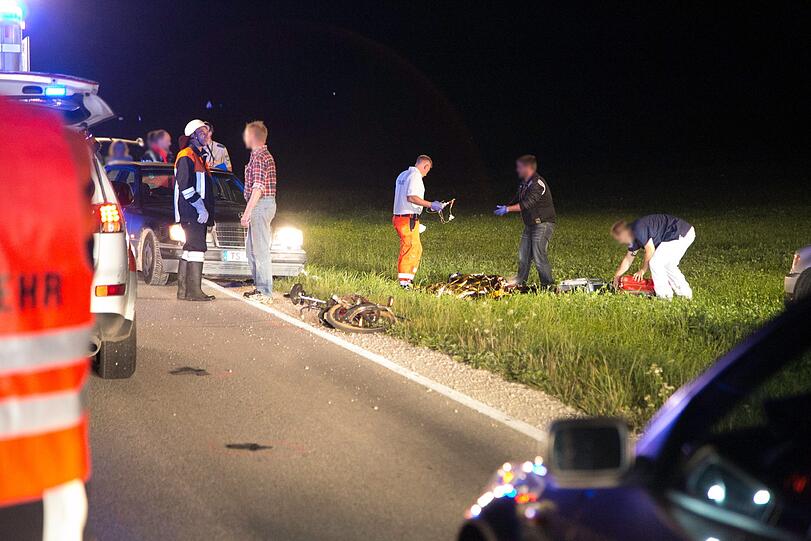 Die Bilder vom Unfallort - nun hat sich der Fahrer gestellt.