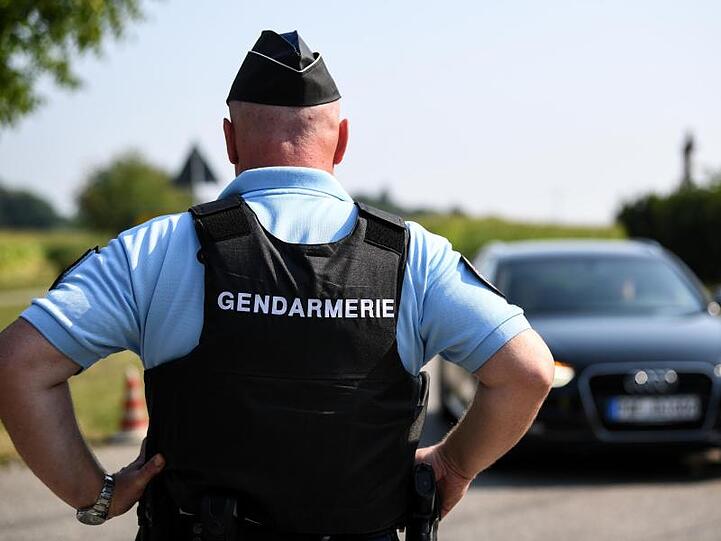 Die französische Polizei forderte Bürger auf, den Bereich in der Nähe der Geiselnahme zu meiden (Archivfoto).