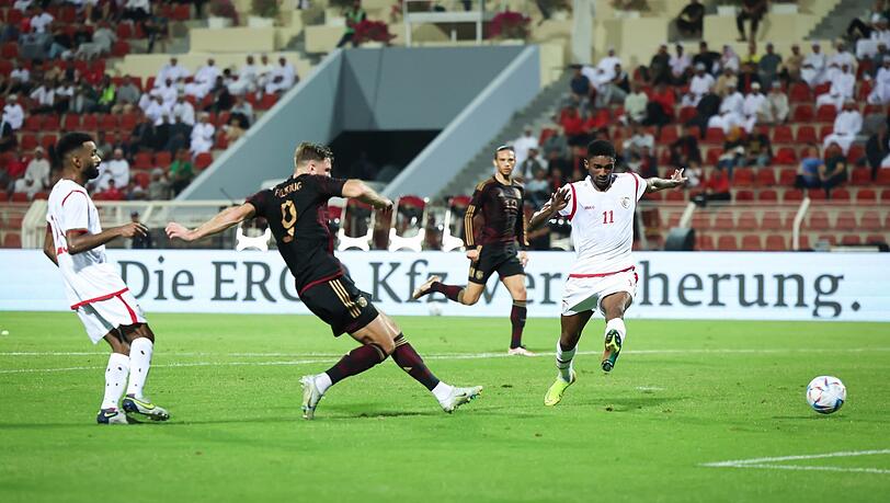 Erster Auftritt, erstes Tor: Niclas Füllkrug, mit 29 Jahren ältester DFB-Debütant, erzielt den 1:0-Siegtreffer gegen den Oman.