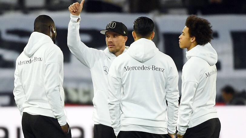 In seinem letzten Länderspiel wird Lukas Podolski die deutsche Nationalmannschaft als Kapitän aufs Feld führen.