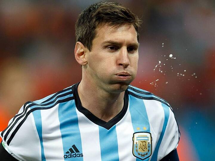 Lionel Messi: Tritt er am Sonntag aus Maradonas Schatten?