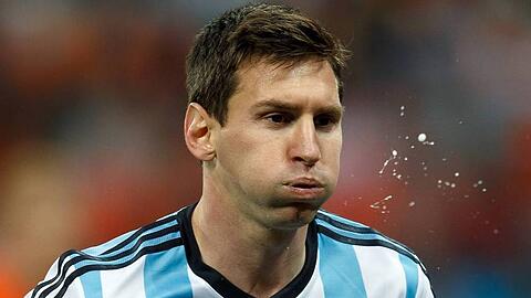 Lionel Messi: Tritt er am Sonntag aus Maradonas Schatten?
