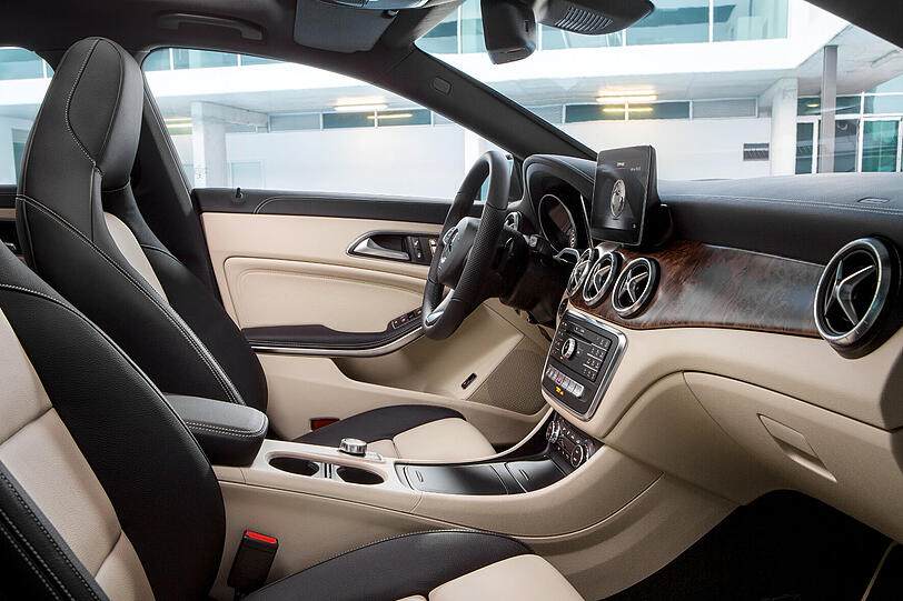 Elegant und sportlich zugleich: der Innenraum des Sport-Kombi CLA Shooting Brake.