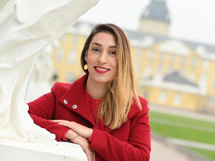 Die Autorin und Influencerin Tijen Onaran will Frauen stärken.