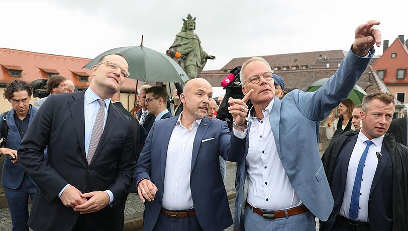 Die schwarz-roten Fraktionsspitzen wollen mehr Teamplay. Die schwarz-roten Fraktionsspitzen wollen mehr Teamplay.