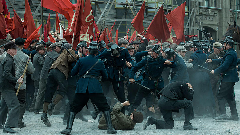 Babylon Berlin: 1. Mai Unruhen