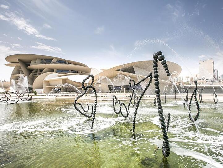 Ein spektakuläres Bauwerk - entworfen von Jean Nouvel.