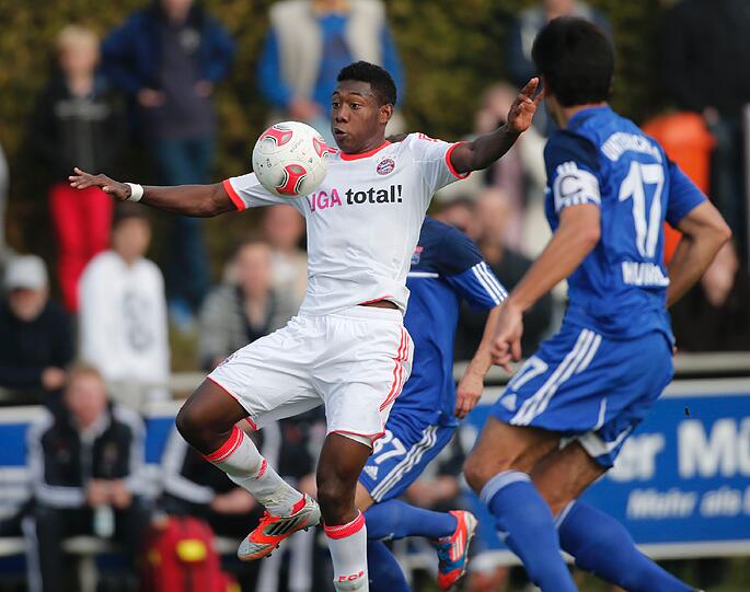 David Alaba hat am Donnerstag sein Comeback für den FC Bayern gegeben. In einem Testspiel besiegte der Rekordmeister die SpVgg Unterhaching mit 2:0.