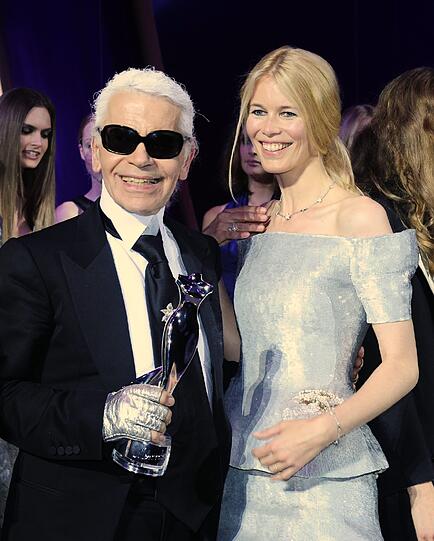 Karl Lagerfeld und seine Muse Claudia Schiffer