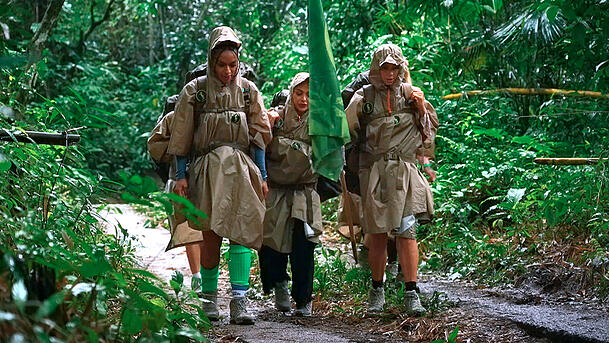 In "Reality Queens" schlägt sich Jenny Elvers (re.) mit Promi-Damen durch den Dschungel Kolumbiens. In "Reality Queens" schlägt sich Jenny Elvers (re.) mit Promi-Damen durch den Dschungel Kolumbiens.