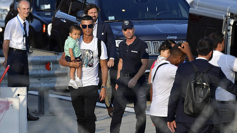 Cristiano Ronaldo bei der Ankunft am Sonntagabend.