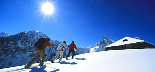 Die Entdeckung der Langsamkeit: Schneeschuh-Wandern in Gstaad