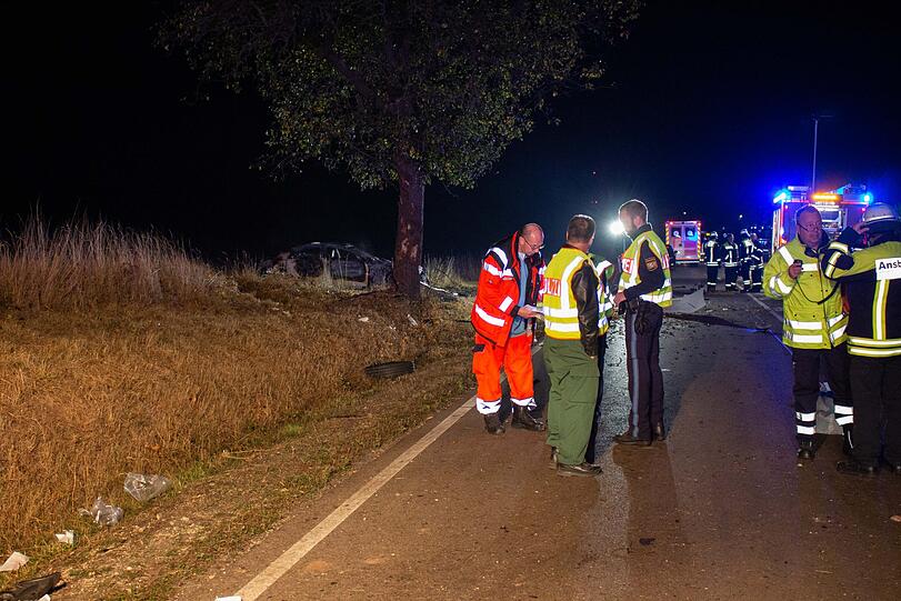 Die 22-Jährige hat nach dem heftigen Crash keine Überlebenschance.