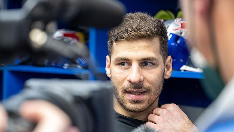 "Wir können nur verlieren", sagt der Offensivspieler des EHC Red Bull München, Yasin Ehliz.