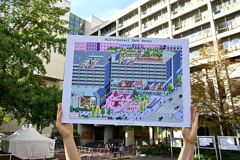 Vorschlag: ein Kulturpalast im alten Justizgebäude mit Bibliothek, Konzertsälen, aber auch Kindergarten und Supermarkt. In den oberen Etagen soll bezahlbares Wohnen sein.