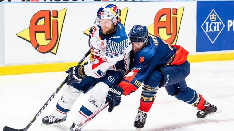 Andrew Bodnarchuk von Red Bull München (l.) und Anton Hedman von Djurgarden in Aktion.