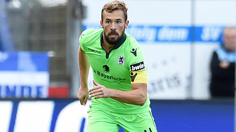 Kapitän des TSV 1860: Felix Weber. Kapitän des TSV 1860: Felix Weber.