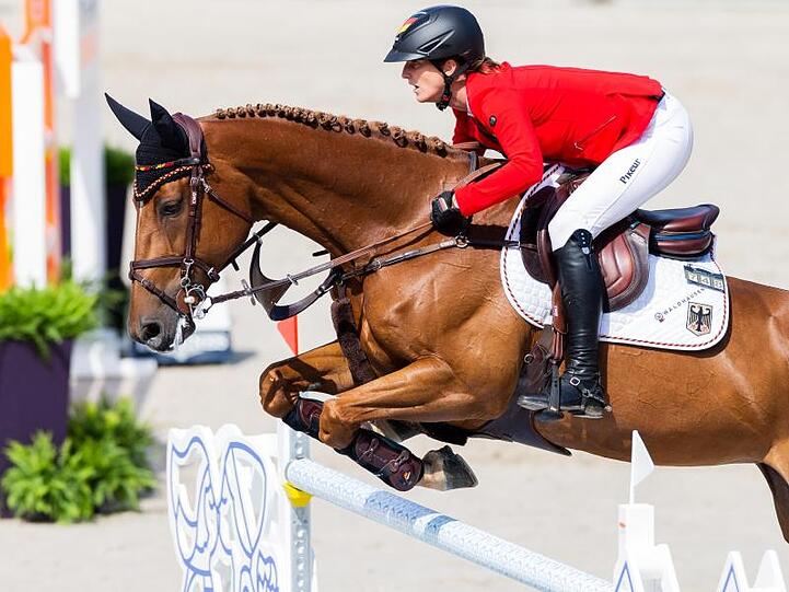 Legte in Rotterdam einen starken Start hin: Simone Blum.