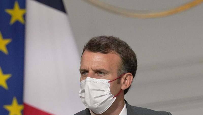 Wir müssen in Richtung einer Impfung aller gehen, weil das vorerst der einzige Weg zurück zu einem normalen Leben ist", so Präsident Macron.