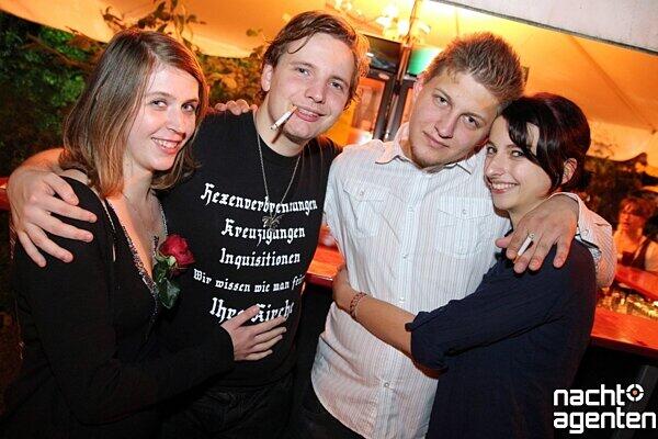 Der Wiesnmarathon am Freitag im neuraum: 16 Tage Wiesn, 16 Tage Party ist das Motto: 
Mehr Bilder gibt's auf www.nachtagenten.de