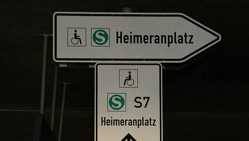 Hier stimmt (fast) nichts: Zur S7 sollten Rollstuhlfahrer auf jeden Fall nicht gerade aus zur Hansastraße fahren. Hier stimmt (fast) nichts: Zur S7 sollten Rollstuhlfahrer auf jeden Fall nicht gerade aus zur Hansastraße fahren.