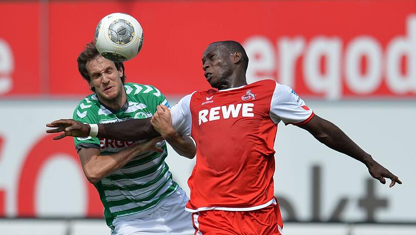 Die SpVgg Greuther Fürth bleibt weiter ungeschlagen Tabellenführer der 2. Fußball-Bundesliga. Allerdings kamen die Franken gegen den 1. FC Köln im Duell der Aufstiegsaspiranten über ein 0:0 nicht hinaus und verloren die ersten Saisonpunkte. Die SpVgg Greuther Fürth bleibt weiter ungeschlagen Tabellenführer der 2. Fußball-Bundesliga. Allerdings kamen die Franken gegen den 1. FC Köln im Duell der Aufstiegsaspiranten über ein 0:0 nicht hinaus und verloren die ersten Saisonpunkte.