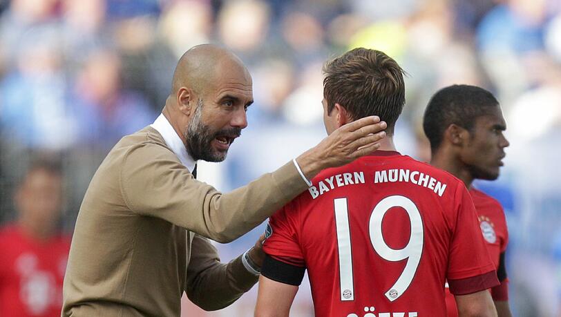 Pep Guardiola ließ Mario Götze gegen Frankfurt von Anfang an spielen. Pep Guardiola ließ Mario Götze gegen Frankfurt von Anfang an spielen.